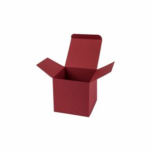 صندوق الهدايا الملون بشكل مكعّب بلون النبيذ الأحمر (كبير) من Buntbox