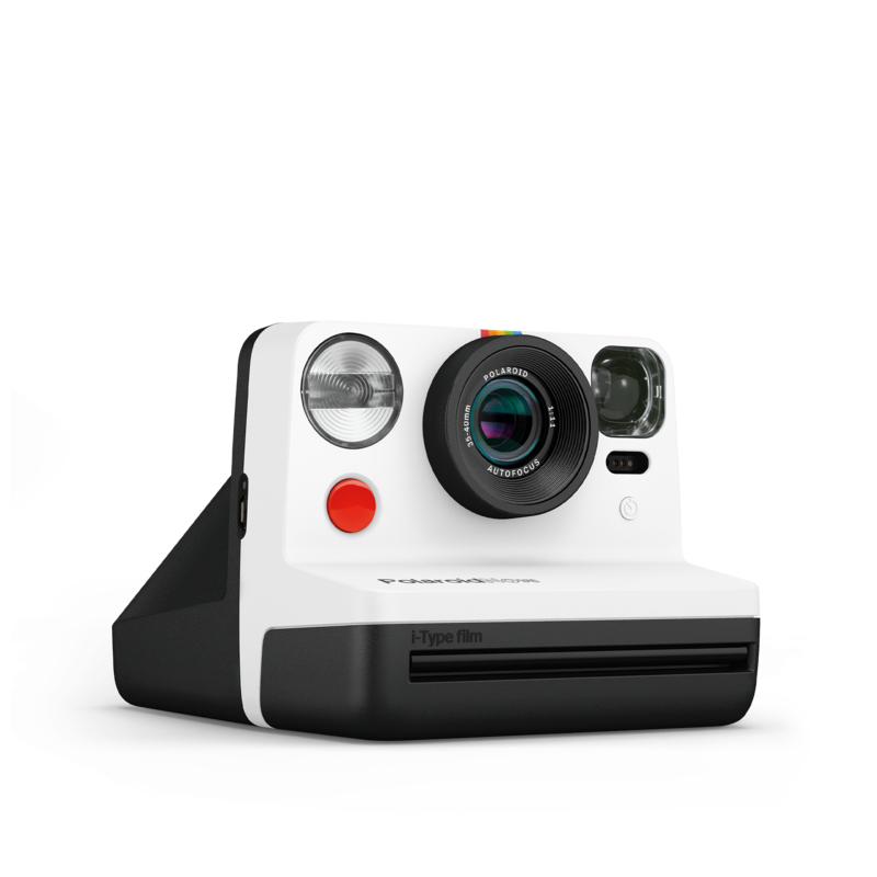 كاميرا Polaroid Now I-Type الفورية باللونين الأبيض/ الأسود