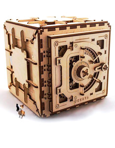 لعبة بناء وتركيب نموذج ميكانيكي خشبي على شكل خزنة من يو جيرز