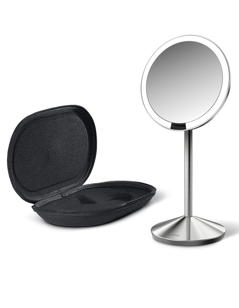مرآة صغيرة مع حساس بسيط وعلبة للسفر