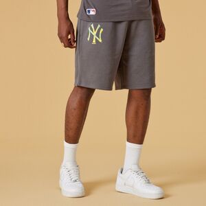 New Era MLB New York Yankees Men's Sweat Shorts - Dark Grey