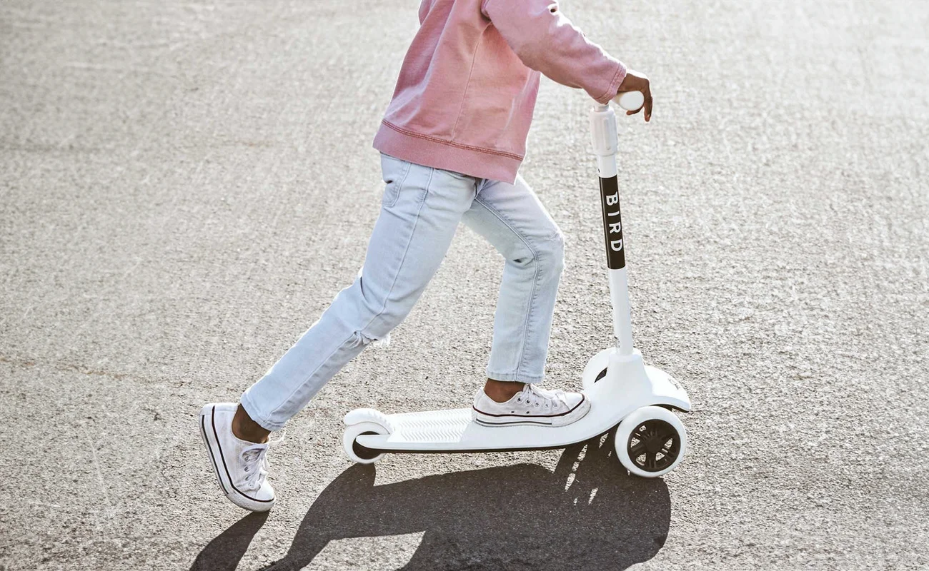 VM-Featured-Kids Scooters-1300x800 (1).webp